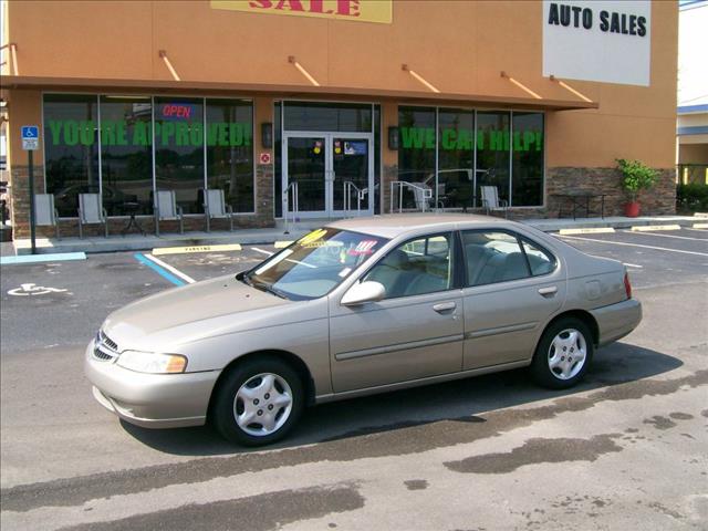 2000 Nissan Altima Unknown