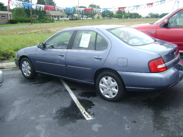 2000 Nissan Altima SE