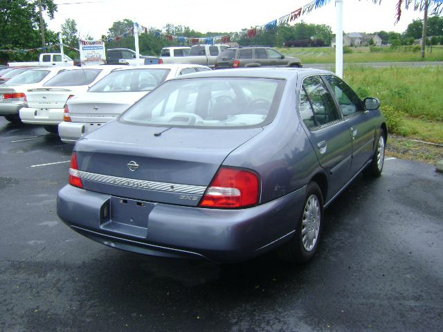2000 Nissan Altima SE
