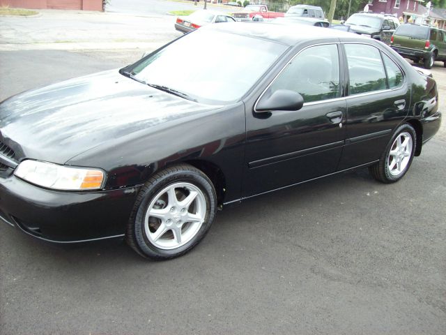 2000 Nissan Altima SE