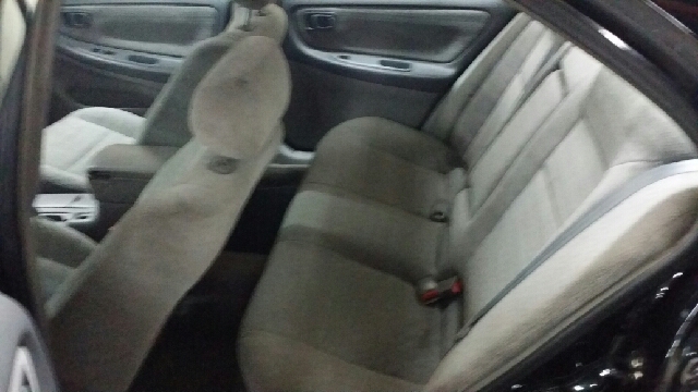 2000 Nissan Altima Unknown