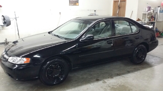 2000 Nissan Altima Unknown