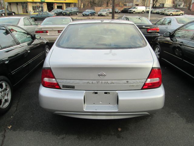 2000 Nissan Altima 3.0 Quattro