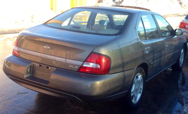2000 Nissan Altima 3.0 Quattro