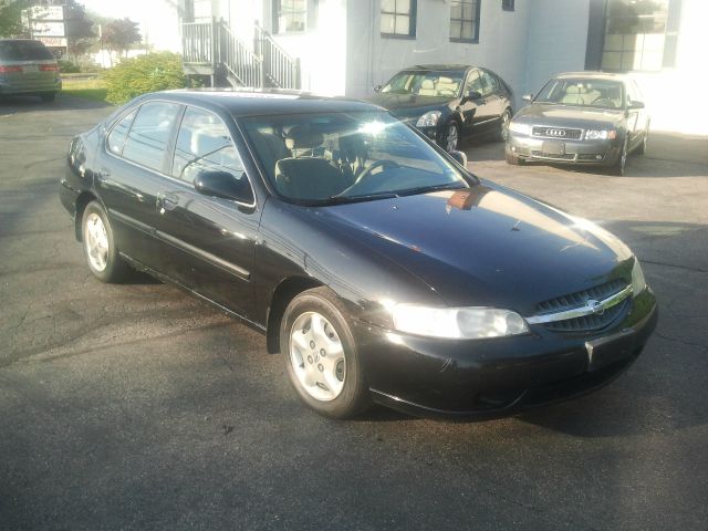 2000 Nissan Altima Unknown