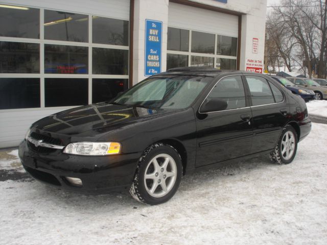 2001 Nissan Altima SE