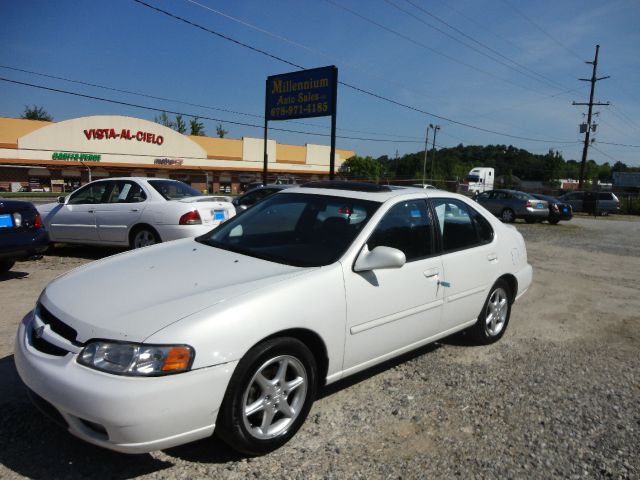 2001 Nissan Altima SE