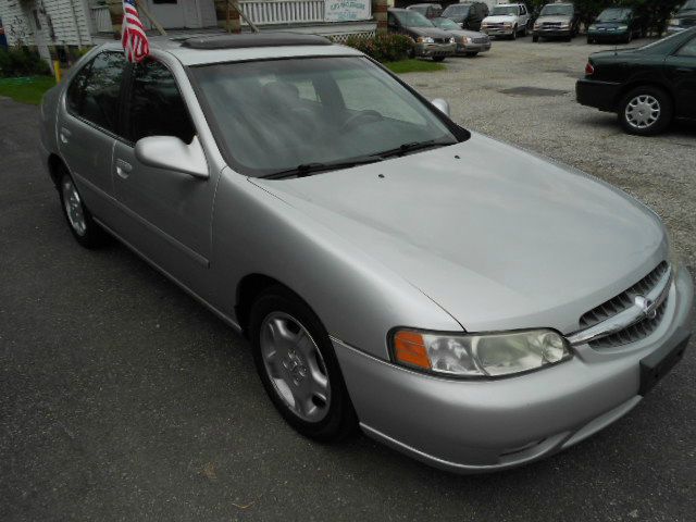 2001 Nissan Altima 3.0 Quattro