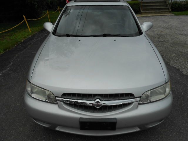2001 Nissan Altima 3.0 Quattro