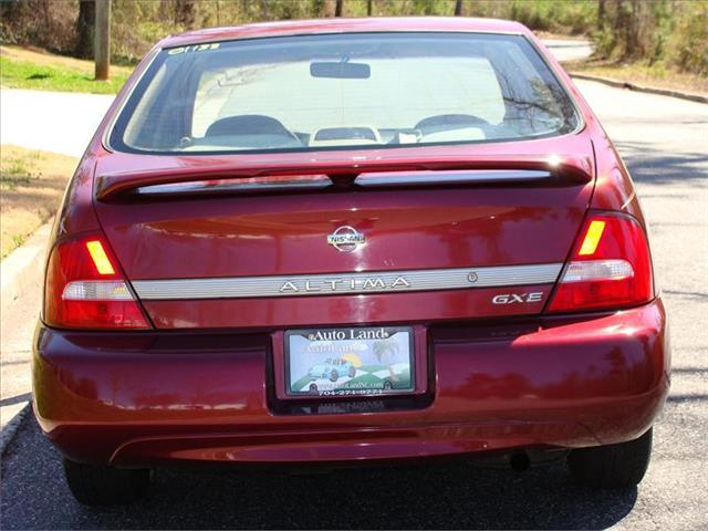 2001 Nissan Altima Unknown