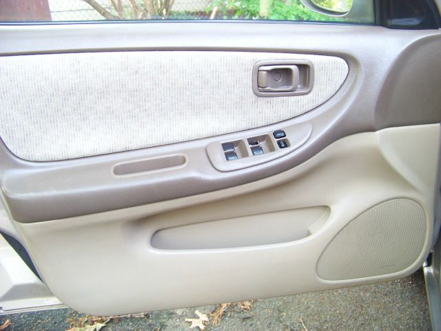 2001 Nissan Altima 750li Xdrive 1-ownerawdnavigation Sedan