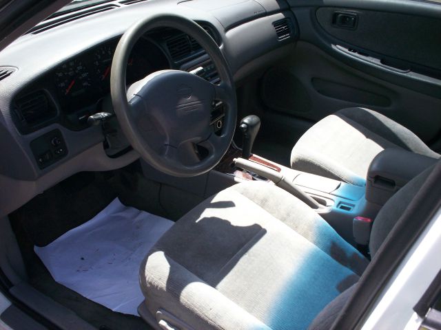 2001 Nissan Altima 3.0 Quattro