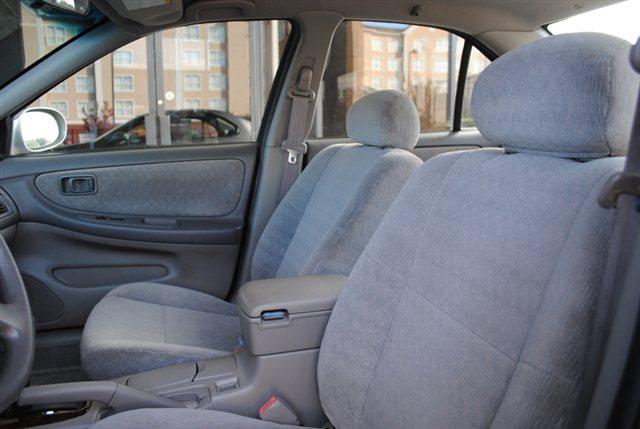 2001 Nissan Altima 4dr Sdn V6 Auto SE