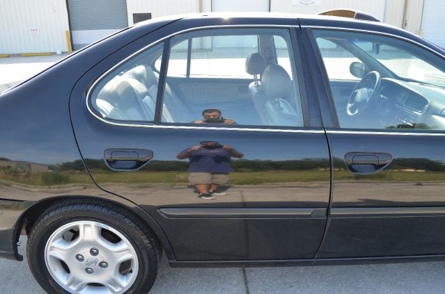 2001 Nissan Altima 3.0 Quattro