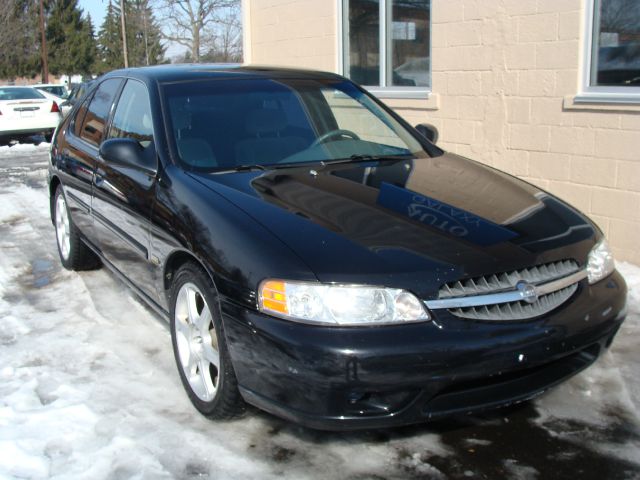 2001 Nissan Altima SE