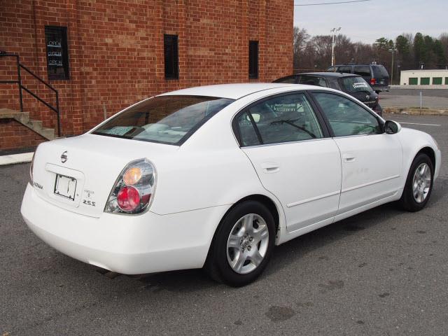 2002 Nissan Altima Pickupslt Quad Cab SWB 4WD 4x4 Truck