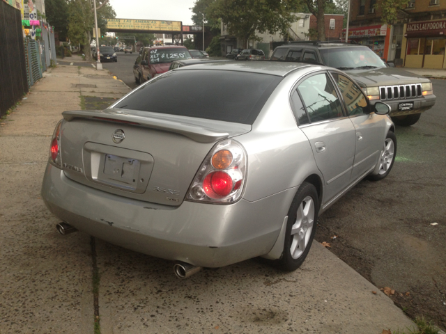 2002 Nissan Altima LE