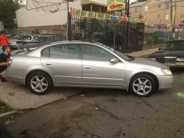 2002 Nissan Altima LE