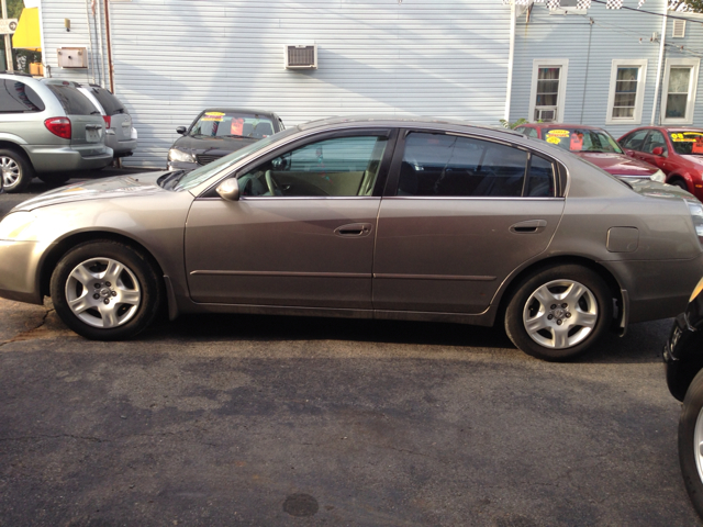 2002 Nissan Altima Pickupslt Quad Cab SWB 4WD 4x4 Truck