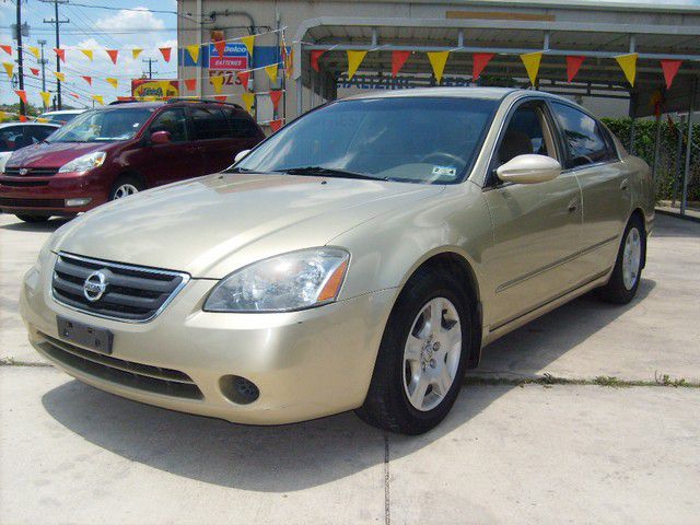 2002 Nissan Altima Pickupslt Quad Cab SWB 4WD 4x4 Truck