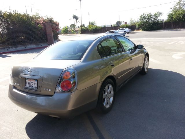 2002 Nissan Altima Pickupslt Quad Cab SWB 4WD 4x4 Truck