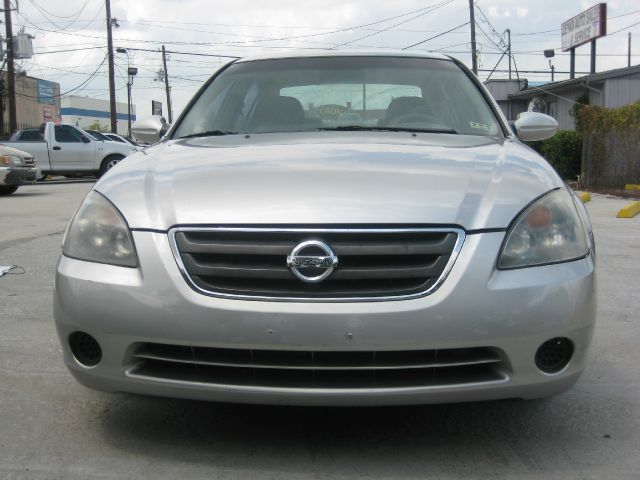 2002 Nissan Altima Pickupslt Quad Cab SWB 4WD 4x4 Truck