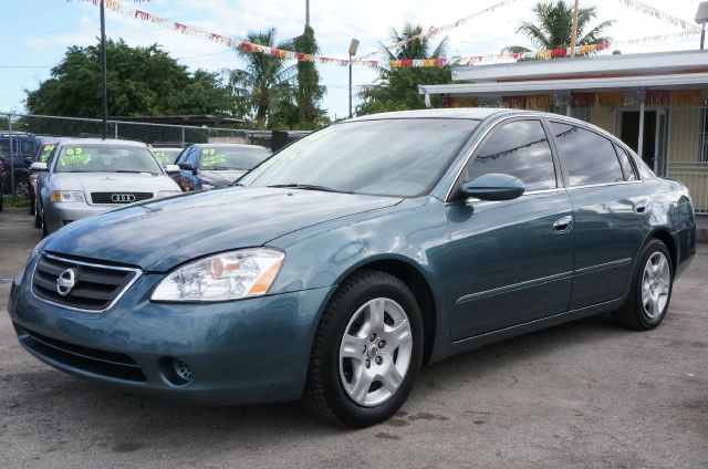 2002 Nissan Altima Pickupslt Quad Cab SWB 4WD 4x4 Truck