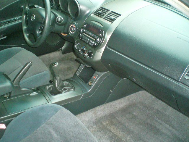 2002 Nissan Altima Pickupslt Quad Cab SWB 4WD 4x4 Truck
