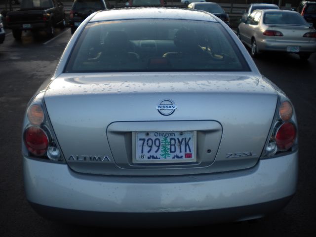 2002 Nissan Altima SLT Quad Cab 2WD