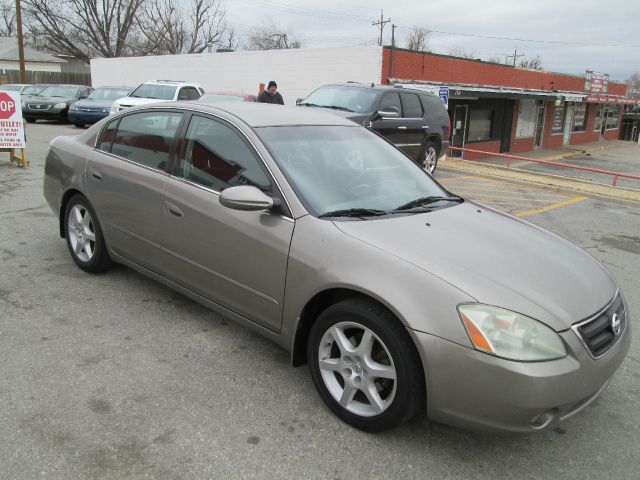 2002 Nissan Altima LE