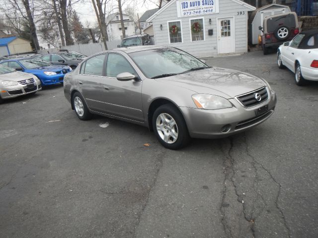 2002 Nissan Altima Pickupslt Quad Cab SWB 4WD 4x4 Truck