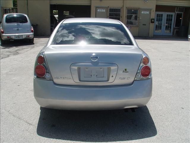 2002 Nissan Altima Unknown