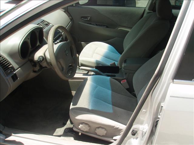 2002 Nissan Altima Unknown
