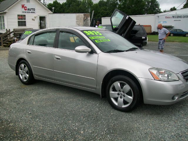 2002 Nissan Altima Pickupslt Quad Cab SWB 4WD 4x4 Truck