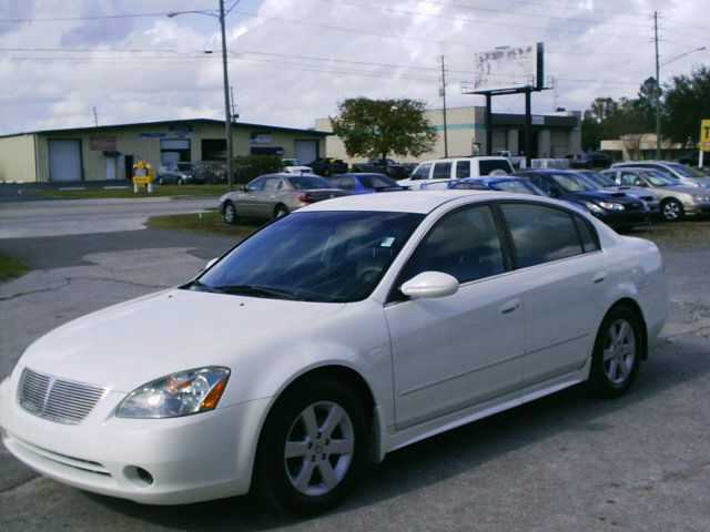 2002 Nissan Altima Pickupslt Quad Cab SWB 4WD 4x4 Truck
