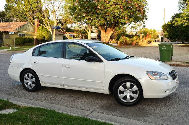 2002 Nissan Altima Pickupslt Quad Cab SWB 4WD 4x4 Truck