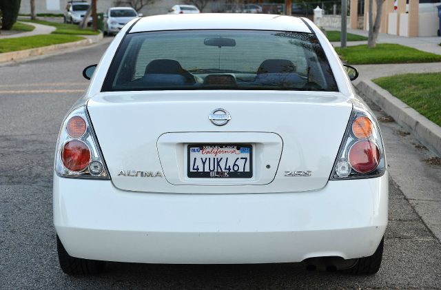 2002 Nissan Altima Pickupslt Quad Cab SWB 4WD 4x4 Truck