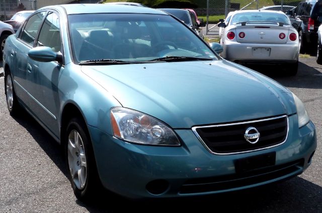 2002 Nissan Altima Pickupslt Quad Cab SWB 4WD 4x4 Truck