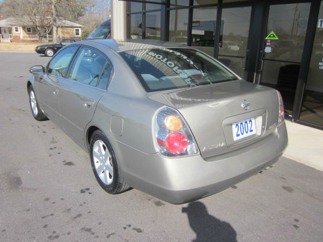 2002 Nissan Altima Pickupslt Quad Cab SWB 4WD 4x4 Truck