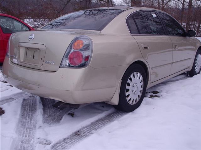 2002 Nissan Altima SLT Quad Cab 2WD