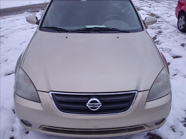 2002 Nissan Altima SLT Quad Cab 2WD