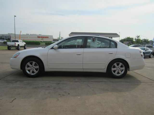 2002 Nissan Altima Pickupslt Quad Cab SWB 4WD 4x4 Truck