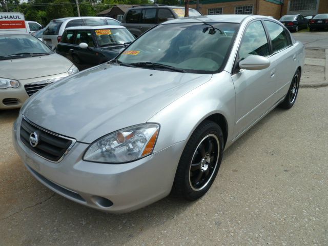 2002 Nissan Altima Pickupslt Quad Cab SWB 4WD 4x4 Truck