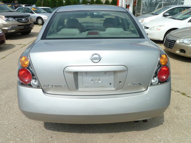 2002 Nissan Altima Pickupslt Quad Cab SWB 4WD 4x4 Truck