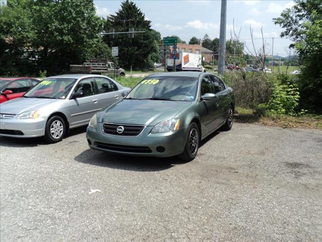 2002 Nissan Altima Standard 4X4 Hardtop