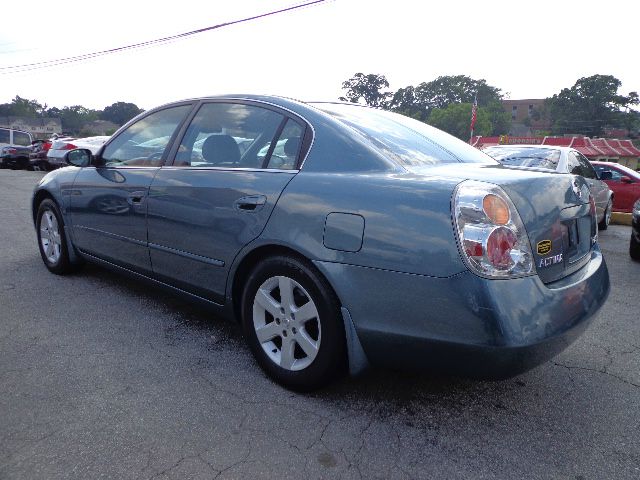 2002 Nissan Altima Pickupslt Quad Cab SWB 4WD 4x4 Truck