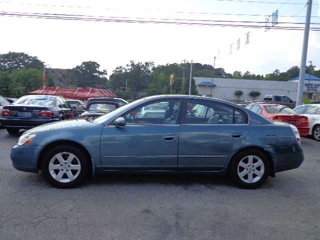 2002 Nissan Altima Pickupslt Quad Cab SWB 4WD 4x4 Truck