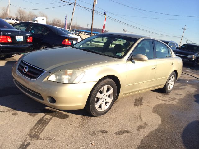 2002 Nissan Altima Pickupslt Quad Cab SWB 4WD 4x4 Truck