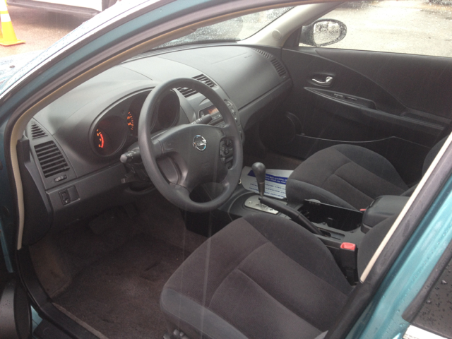 2002 Nissan Altima Pickupslt Quad Cab SWB 4WD 4x4 Truck