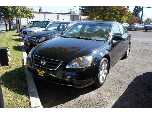 2002 Nissan Altima Pickupslt Quad Cab SWB 4WD 4x4 Truck